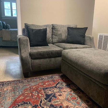 לינה וארוחת בוקר לאפאייט Maison Freetown מראה חיצוני תמונה